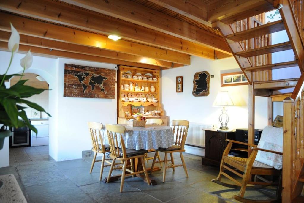 Cottage Skelligs Coast, Ring Of Kerry Cahersiveen Exterior photo
